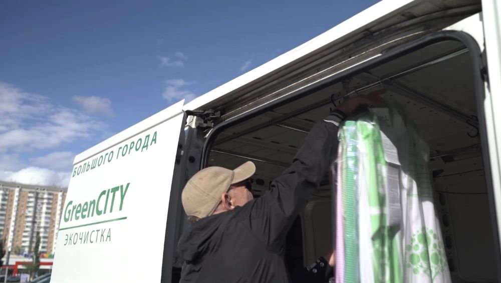 Можно ли стирать рюкзак в стиральной машине и как за ним ухаживать?  - GreenCity